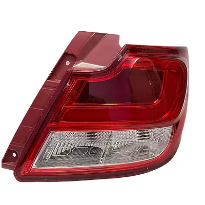 feu arri√®re gauche suzuki dzire phase 1/2